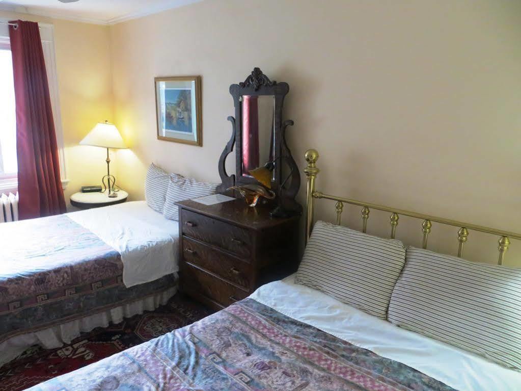 Downtown Bed And Breakfast Оттава Экстерьер фото